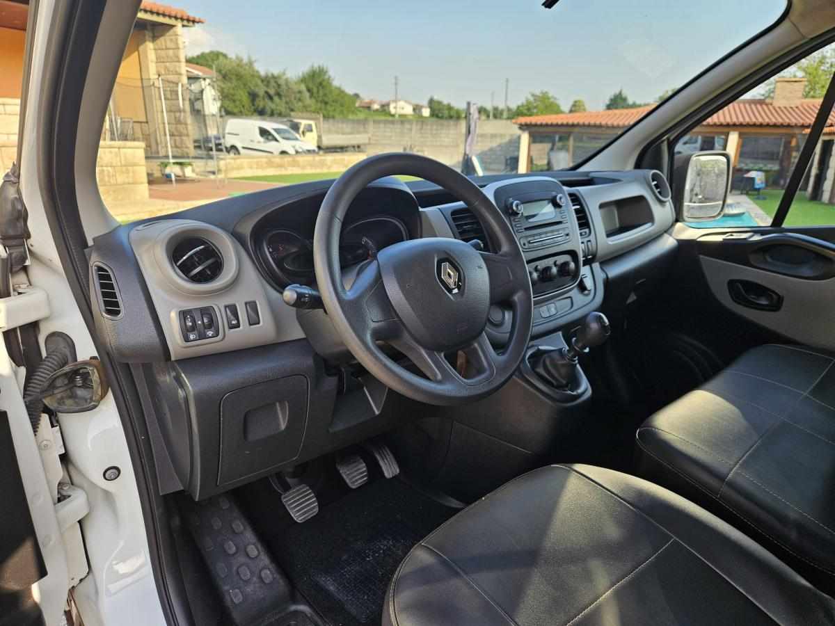 renault-trafic-1-6-dci-2019-diesel-1598cc