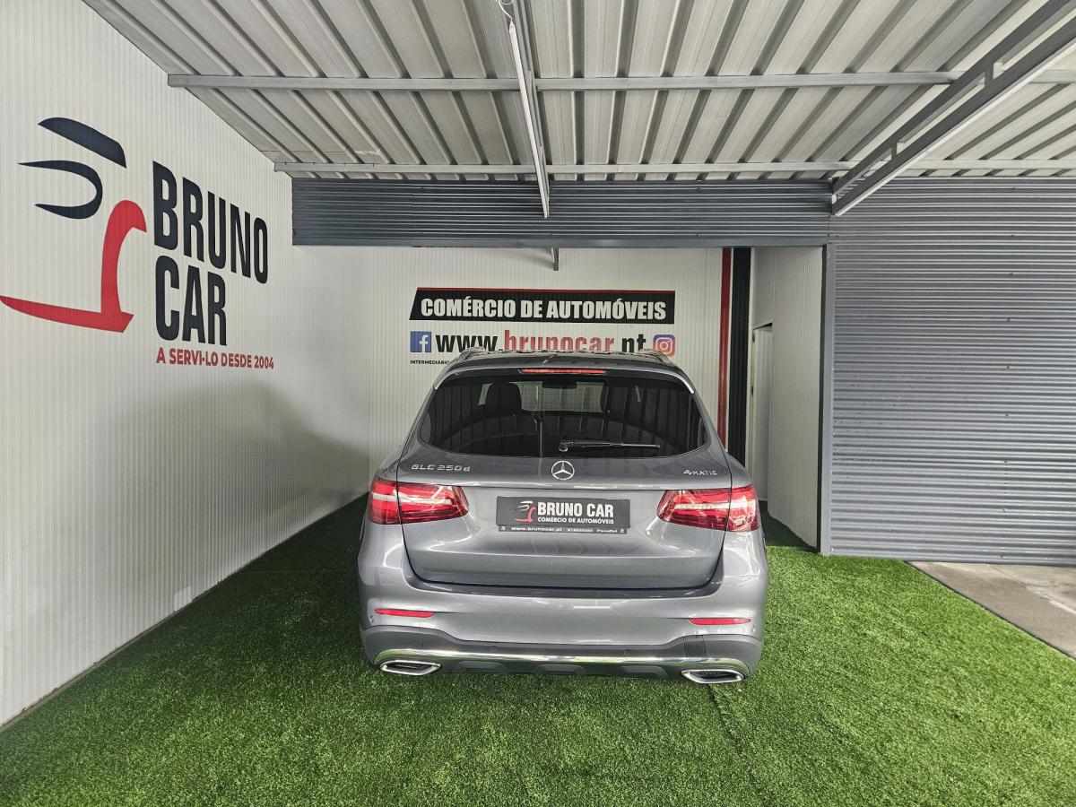 mercedes-benz-glc-250-d-4matic-2018-diesel-2143cc