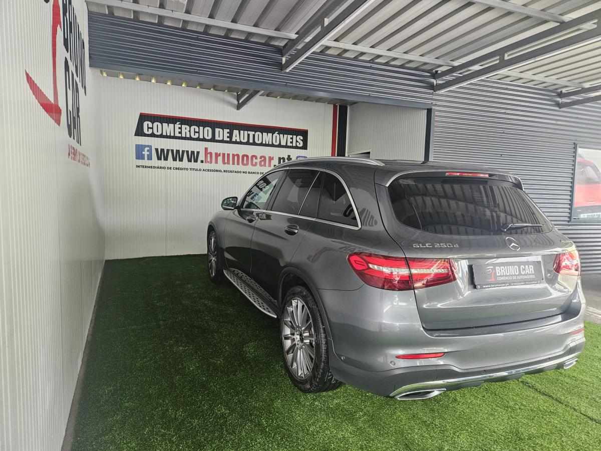 mercedes-benz-glc-250-d-4matic-2018-diesel-2143cc