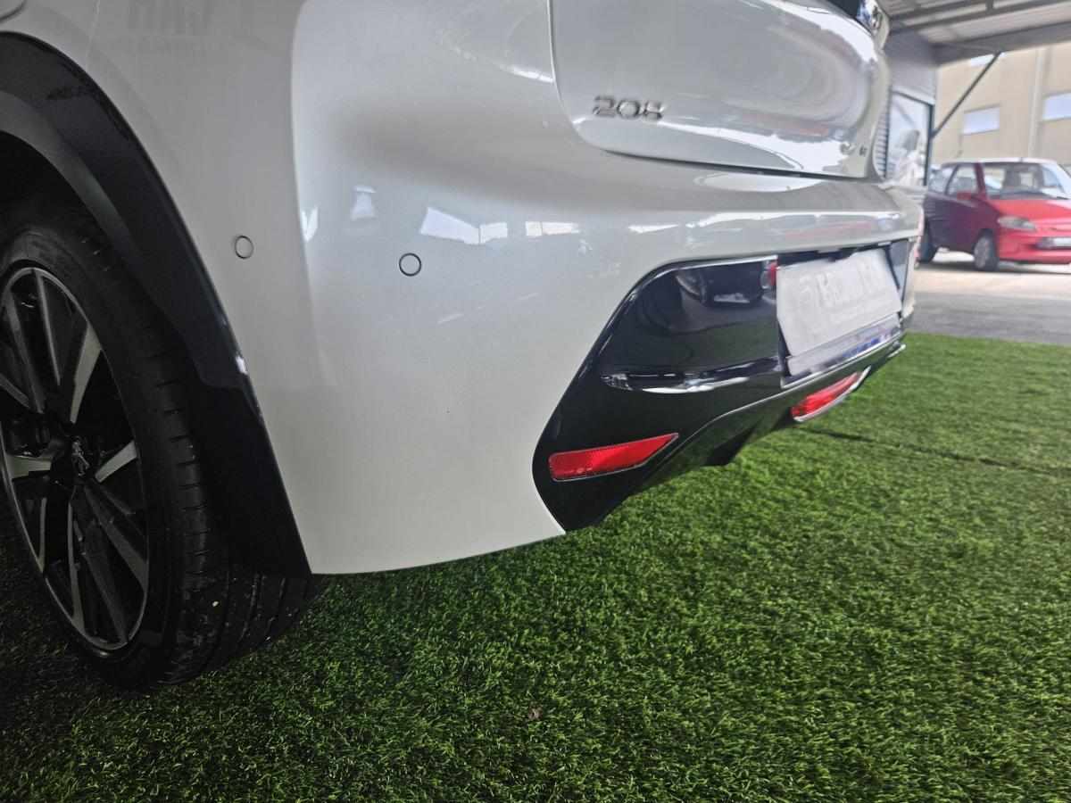 peugeot-208-1-5-102cv-2022-diesel-1499cc