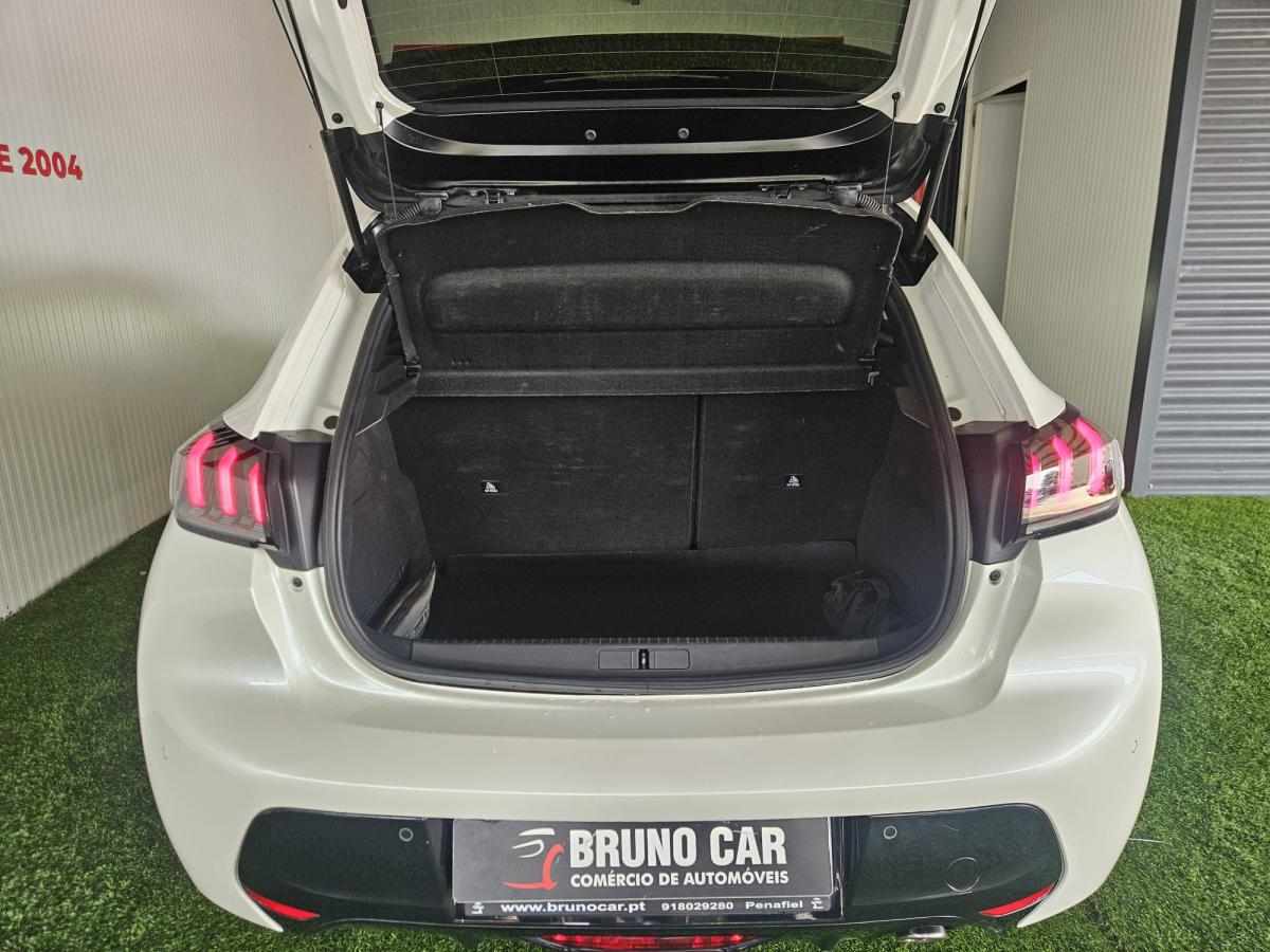 peugeot-208-1-5-102cv-2022-diesel-1499cc