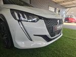 peugeot-208-1-5-102cv-2022-diesel-1499cc