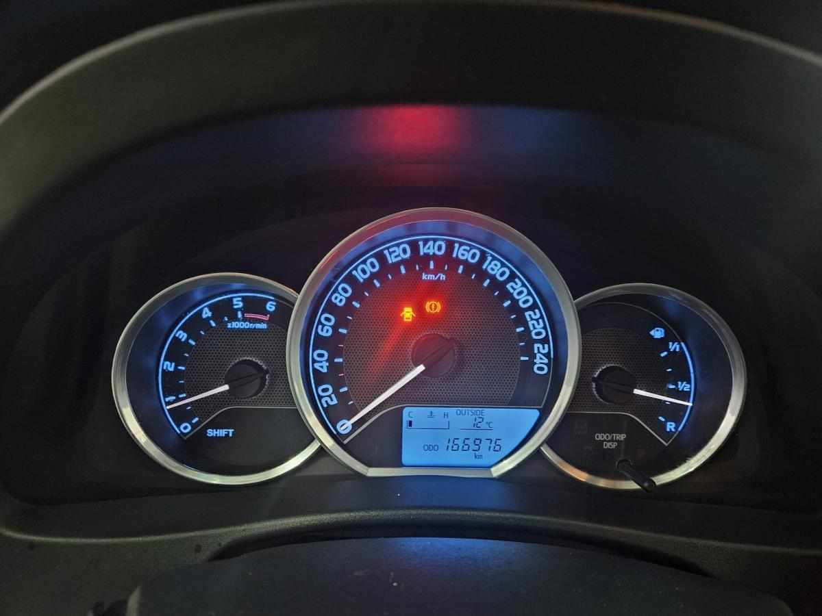 toyota-auris-1-4-d-4d-2015-diesel-1364cc