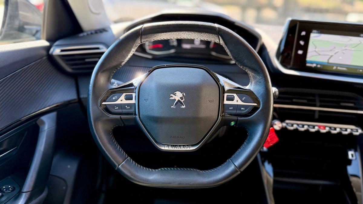 peugeot-2008-2021-gasolina-1199cc