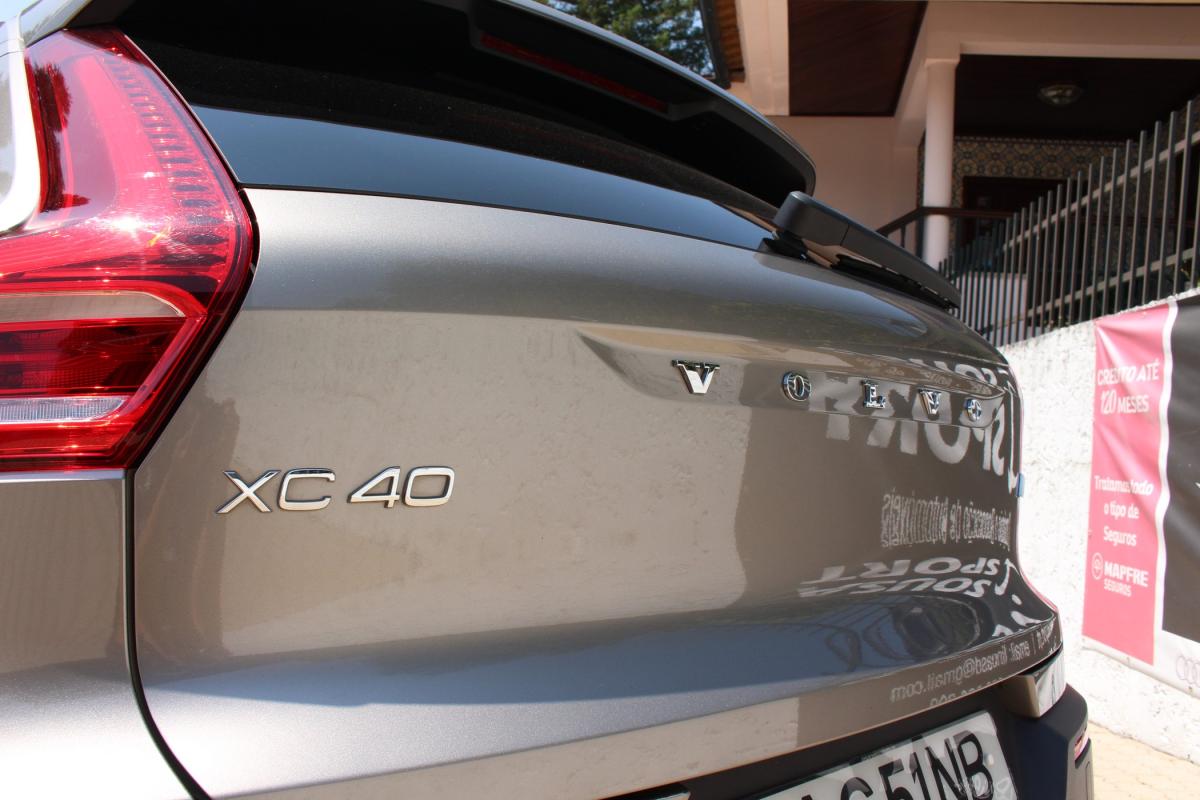 volvo-xc40-2021-hibrido-a-gasolina-1477cc