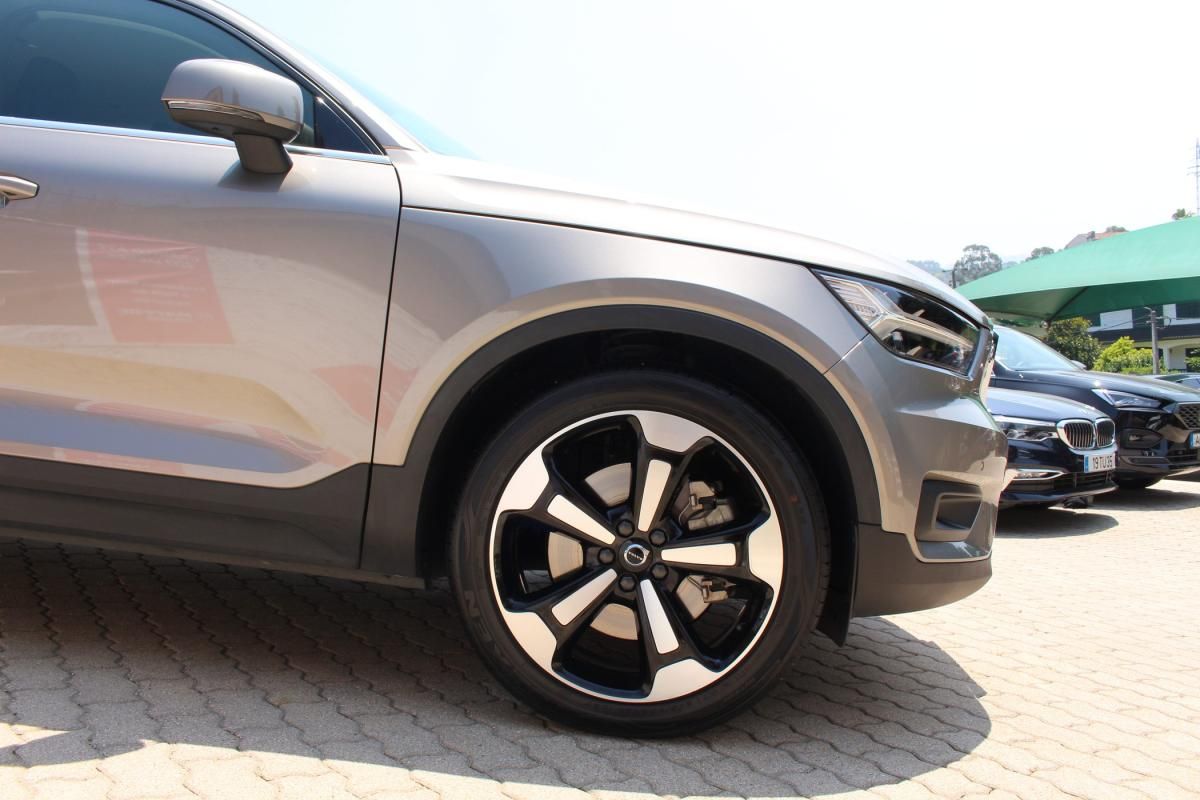volvo-xc40-2021-hibrido-a-gasolina-1477cc