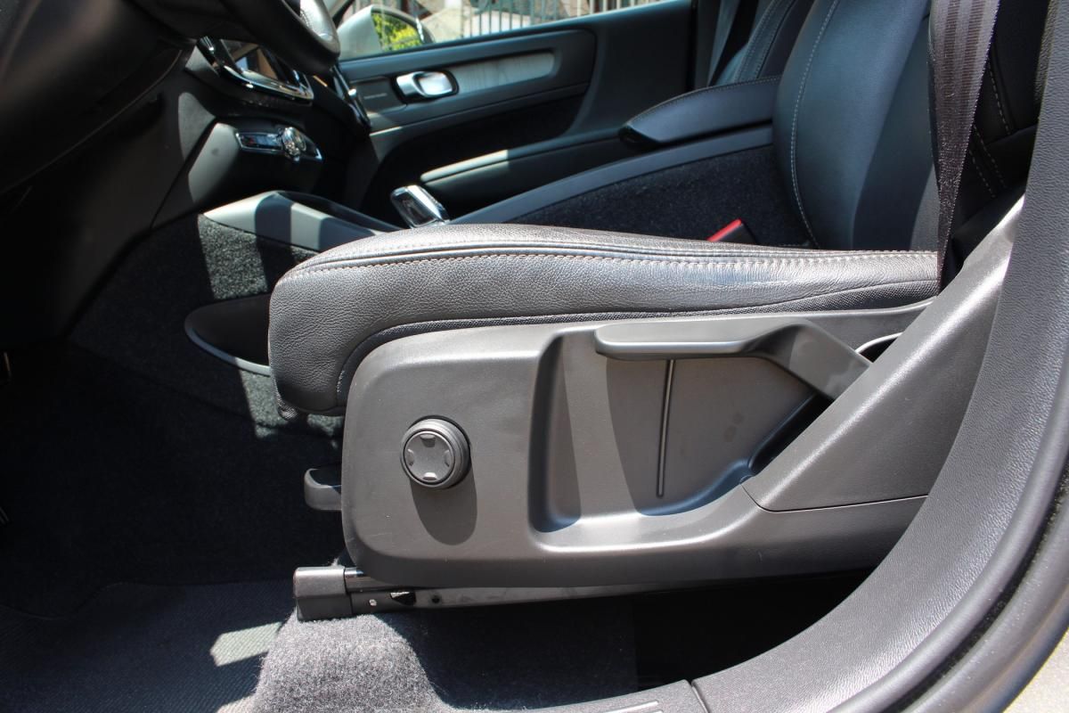 volvo-xc40-2021-hibrido-a-gasolina-1477cc