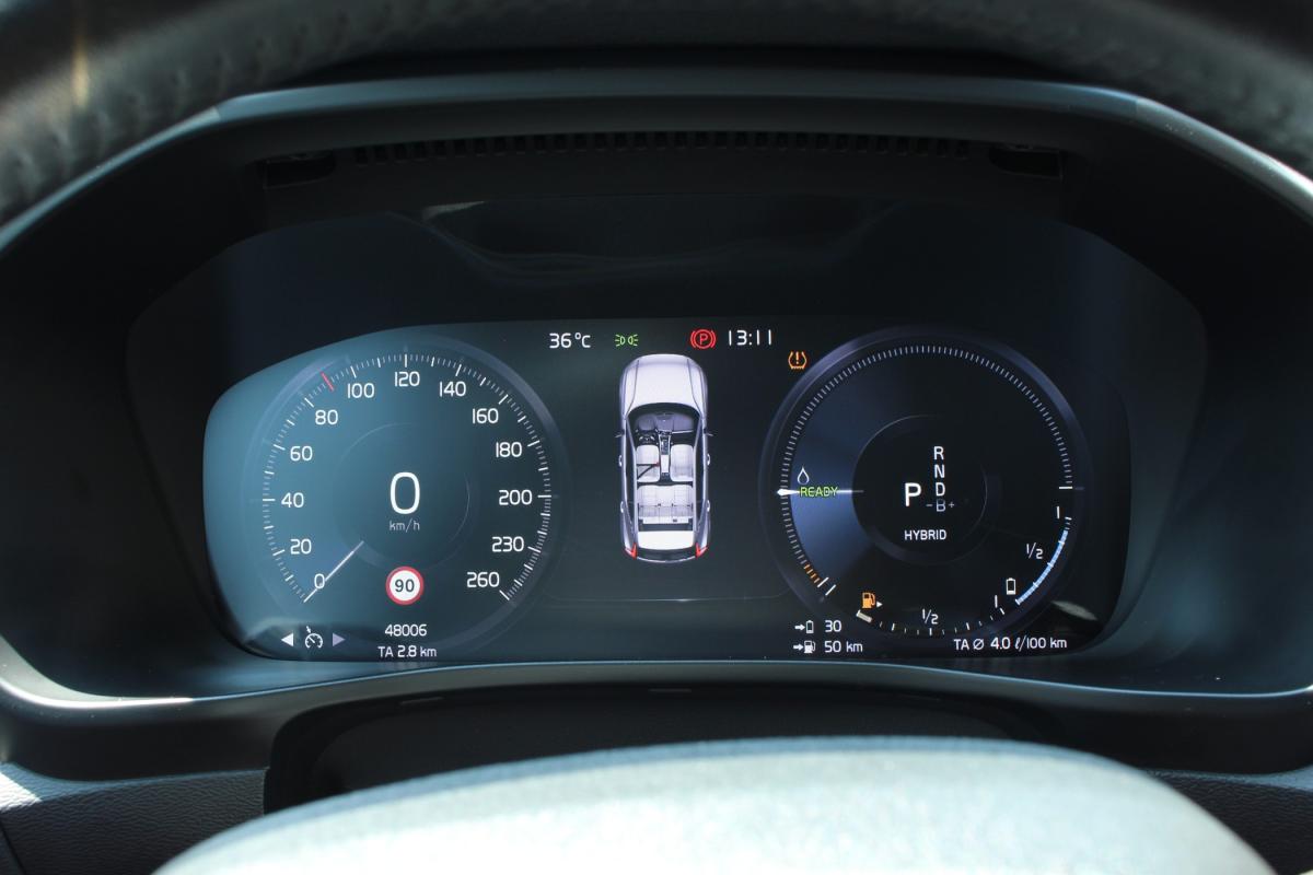 volvo-xc40-2021-hibrido-a-gasolina-1477cc