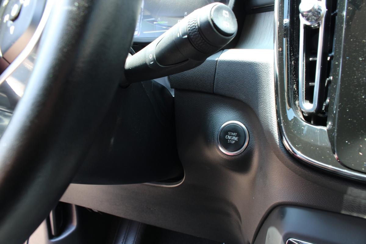 volvo-xc40-2021-hibrido-a-gasolina-1477cc