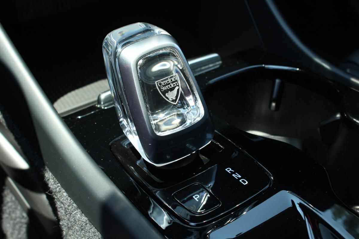 volvo-xc40-2021-hibrido-a-gasolina-1477cc
