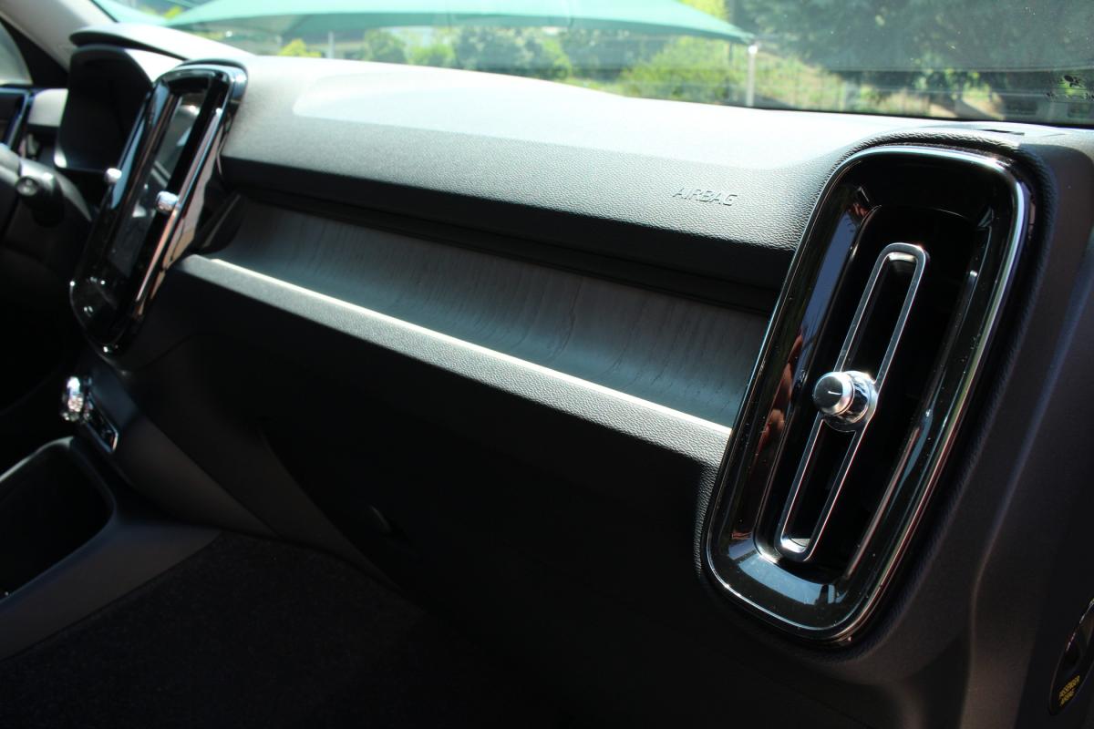 volvo-xc40-2021-hibrido-a-gasolina-1477cc