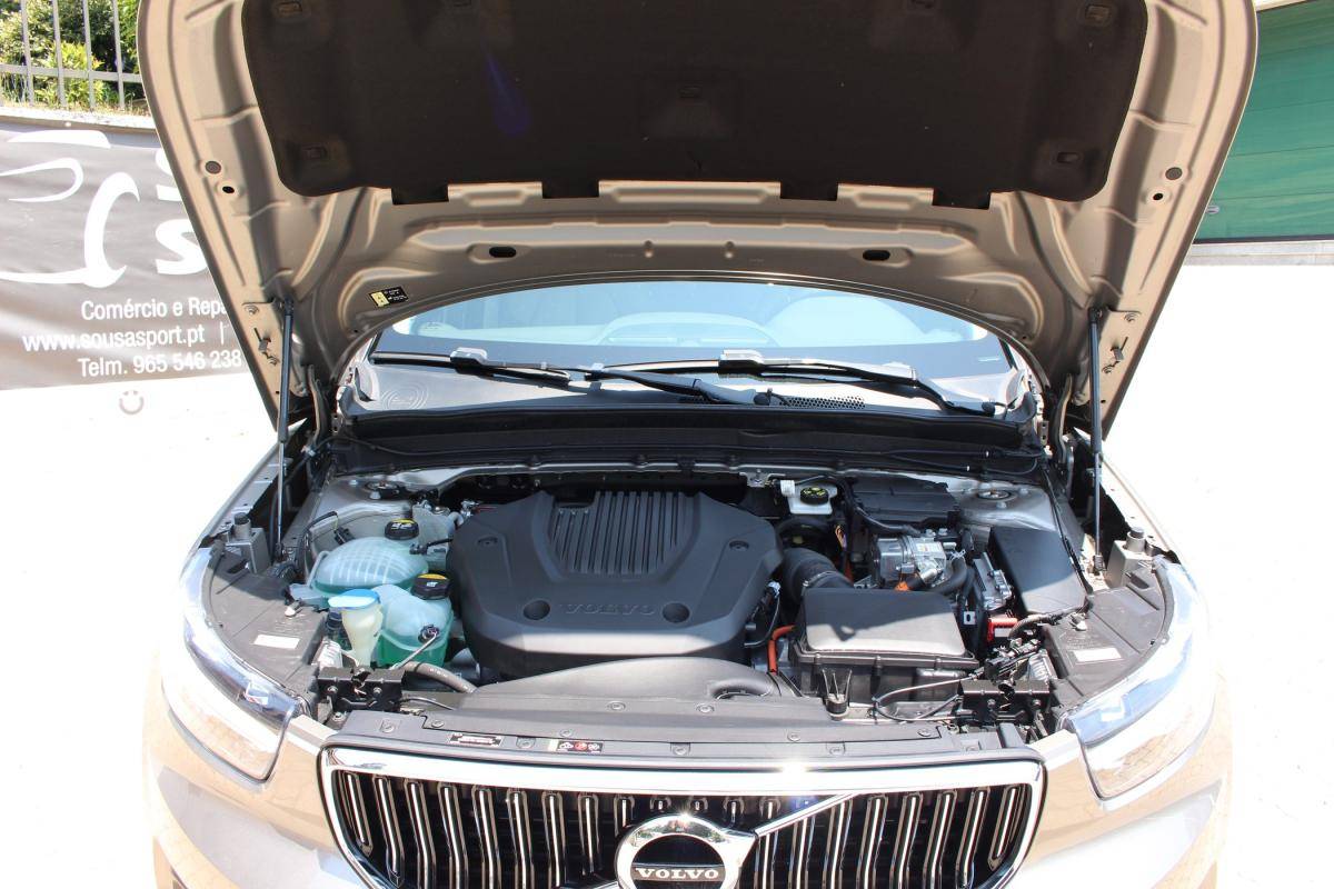 volvo-xc40-2021-hibrido-a-gasolina-1477cc