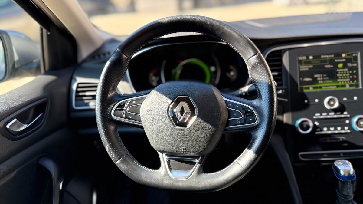 renault-megane-sport-tourer-2017-diesel-1461cc