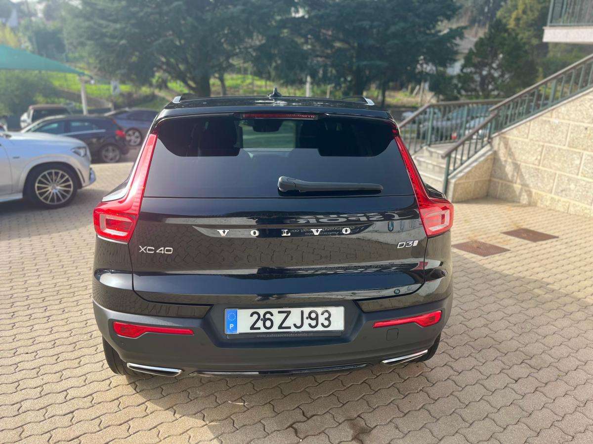 volvo-xc40-2019-diesel-1969cc
