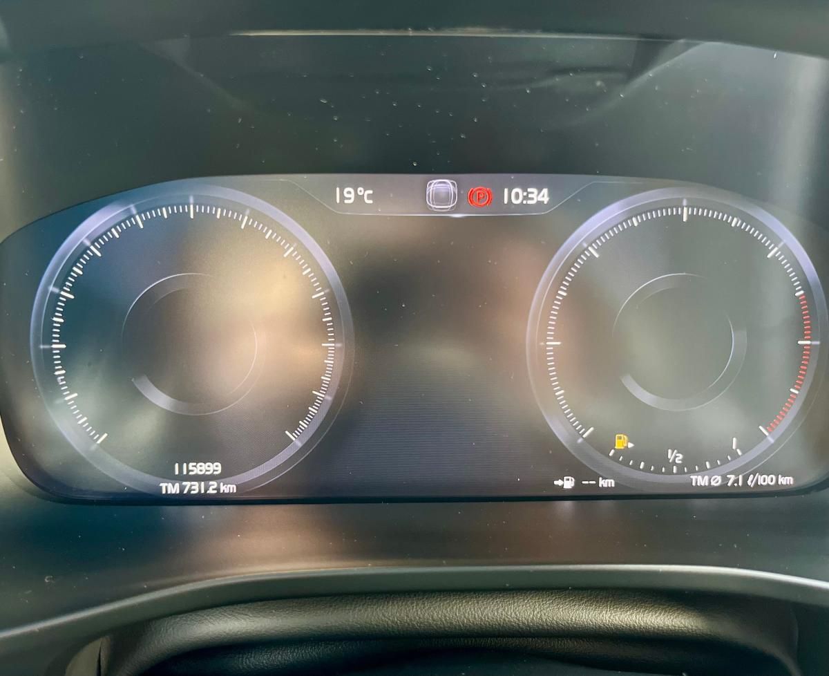 volvo-xc40-2019-diesel-1969cc