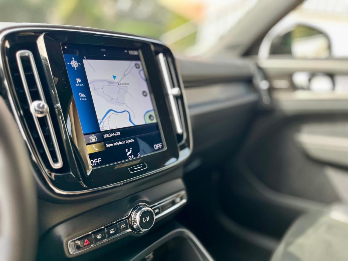 volvo-xc40-2019-diesel-1969cc