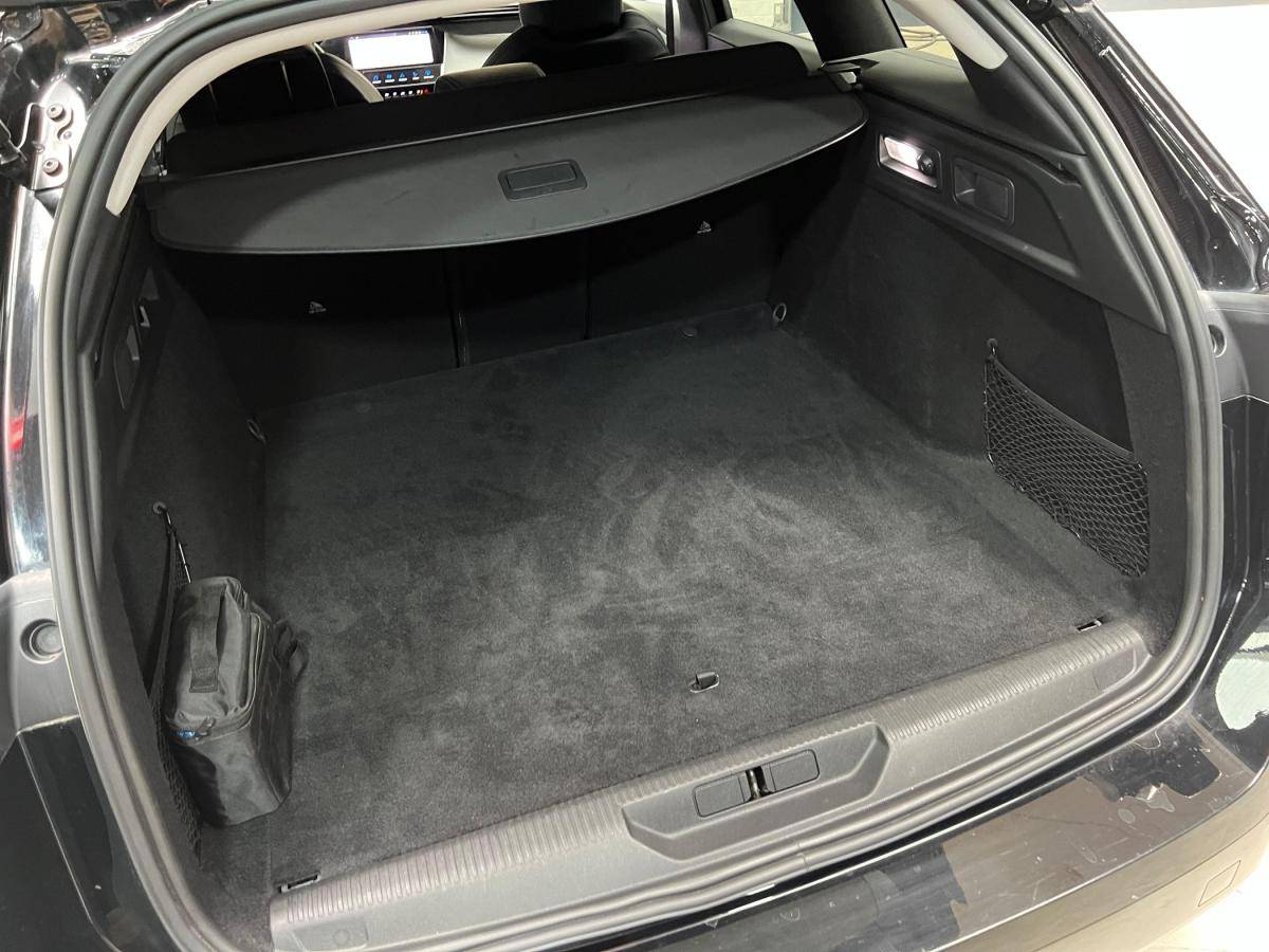 peugeot-308-sw-2024-hibrido-a-gasolina-1598cc