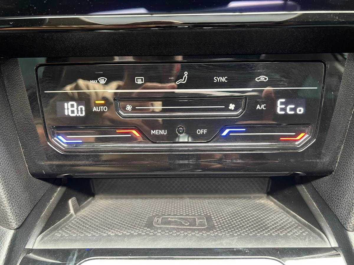 volkswagen-passat-variant-2020-hibrido-a-gasolina-1395cc