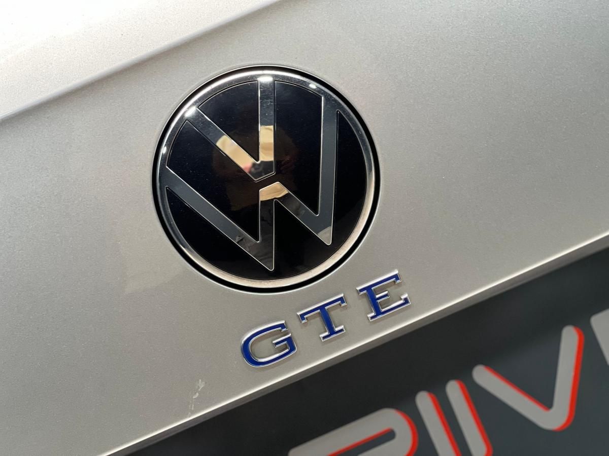 volkswagen-passat-variant-2020-hibrido-a-gasolina-1395cc
