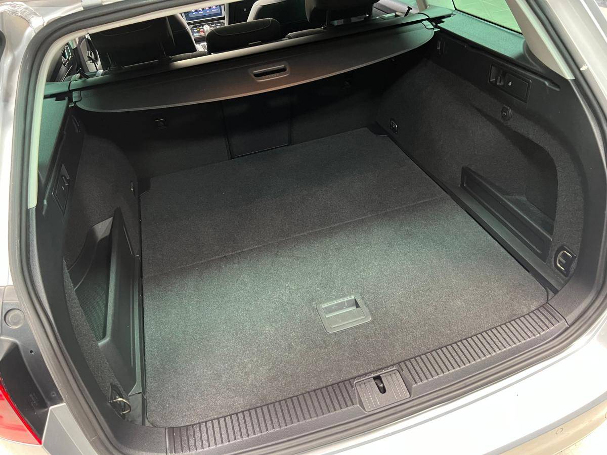 volkswagen-passat-variant-2020-hibrido-a-gasolina-1395cc