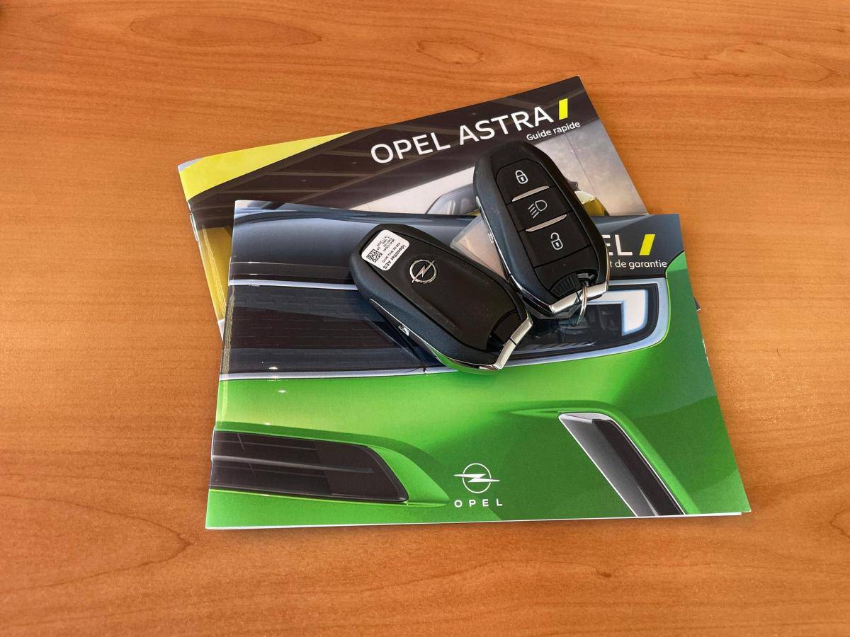 opel-astra-2023-gasolina-1199cc