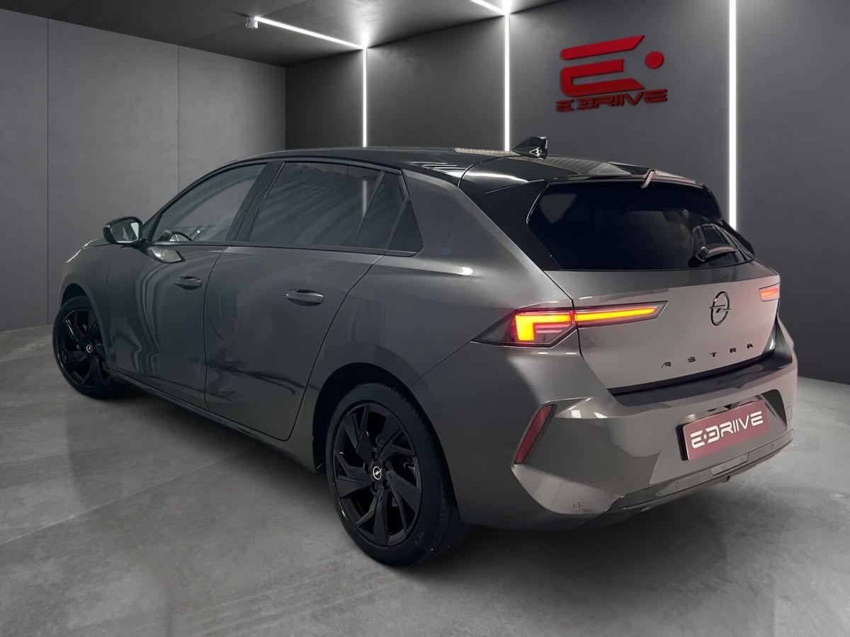 opel-astra-2023-gasolina-1199cc