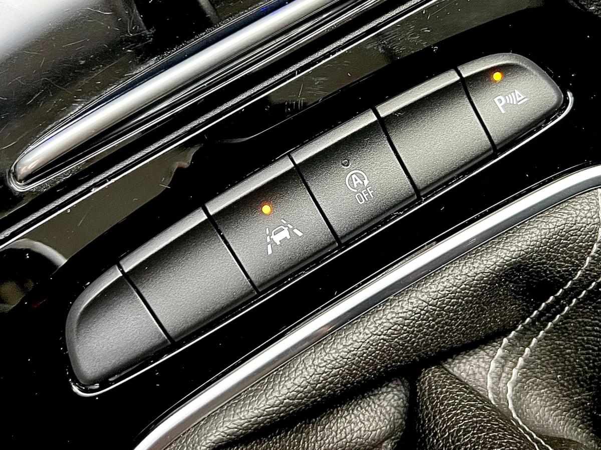 opel-insignia-sports-tourer-2021-diesel-1496cc