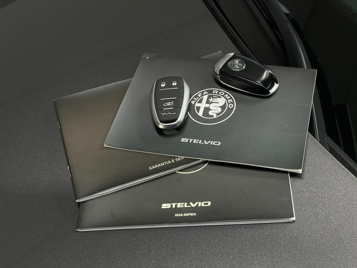 alfa-romeo-stelvio-2022-diesel-2143cc