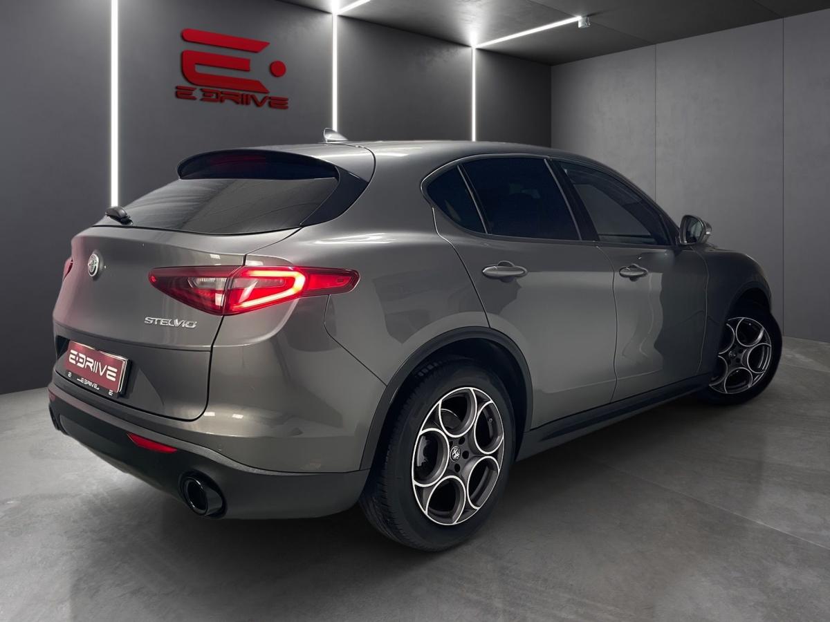 alfa-romeo-stelvio-2022-diesel-2143cc
