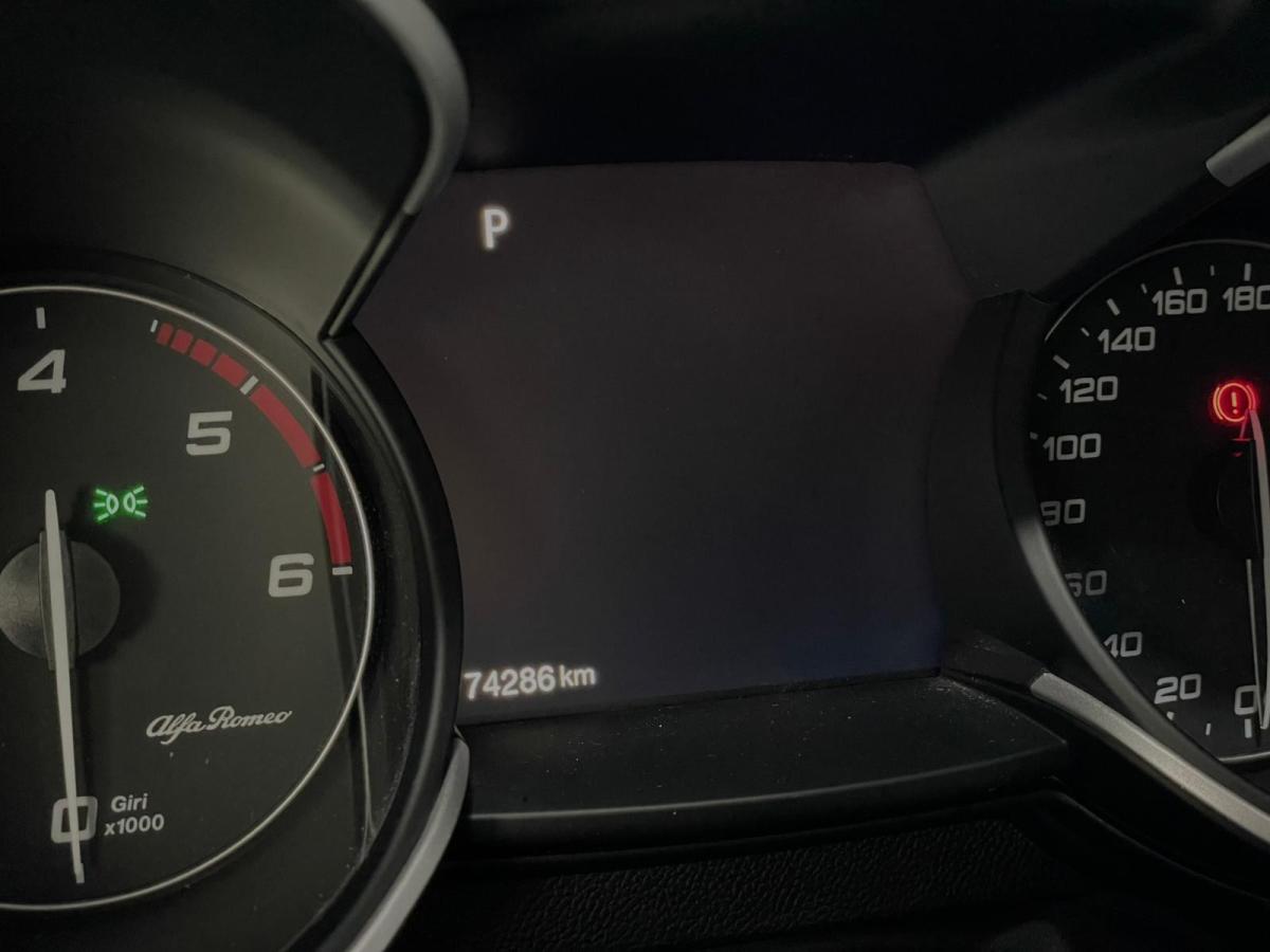 alfa-romeo-stelvio-2022-diesel-2143cc