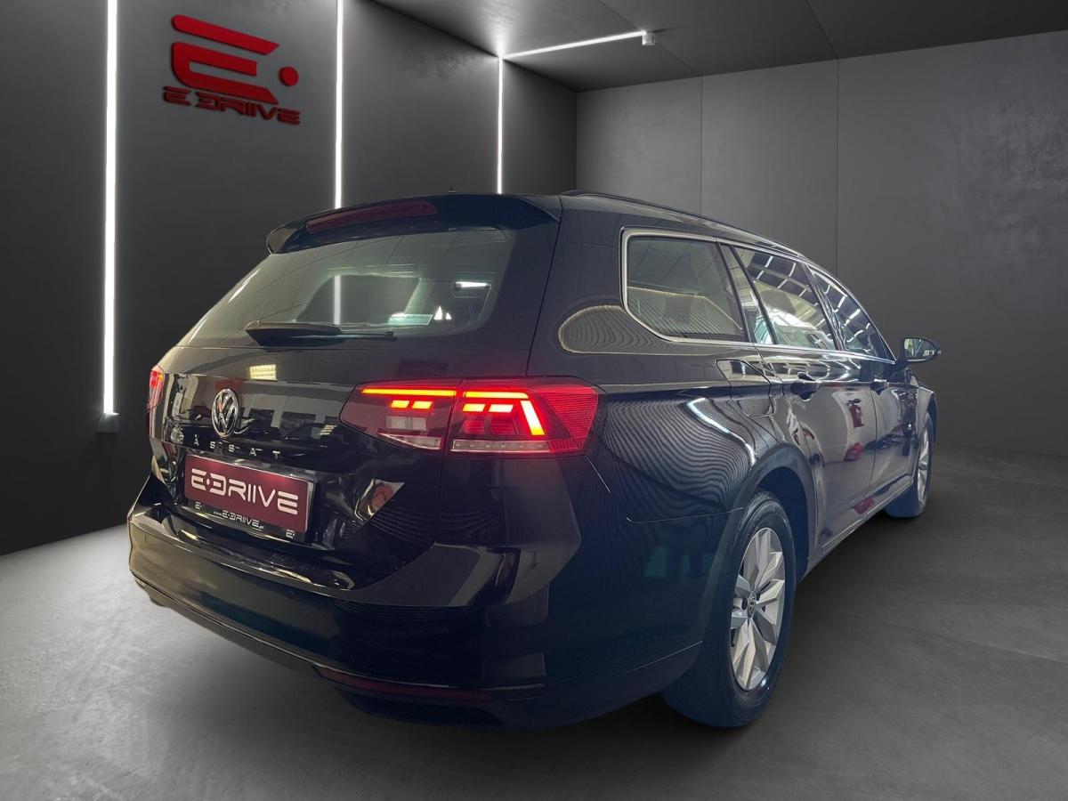 volkswagen-passat-variant-2020-diesel-1598cc