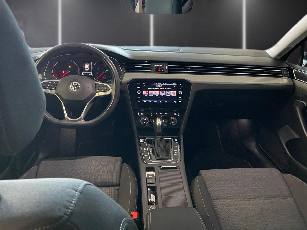 volkswagen-passat-variant-2020-diesel-1598cc