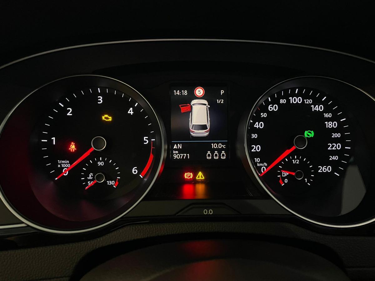 volkswagen-passat-variant-2020-diesel-1598cc