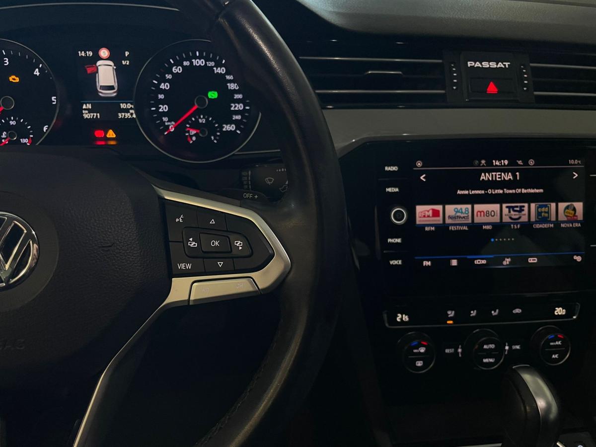 volkswagen-passat-variant-2020-diesel-1598cc