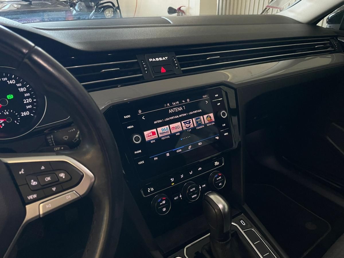 volkswagen-passat-variant-2020-diesel-1598cc