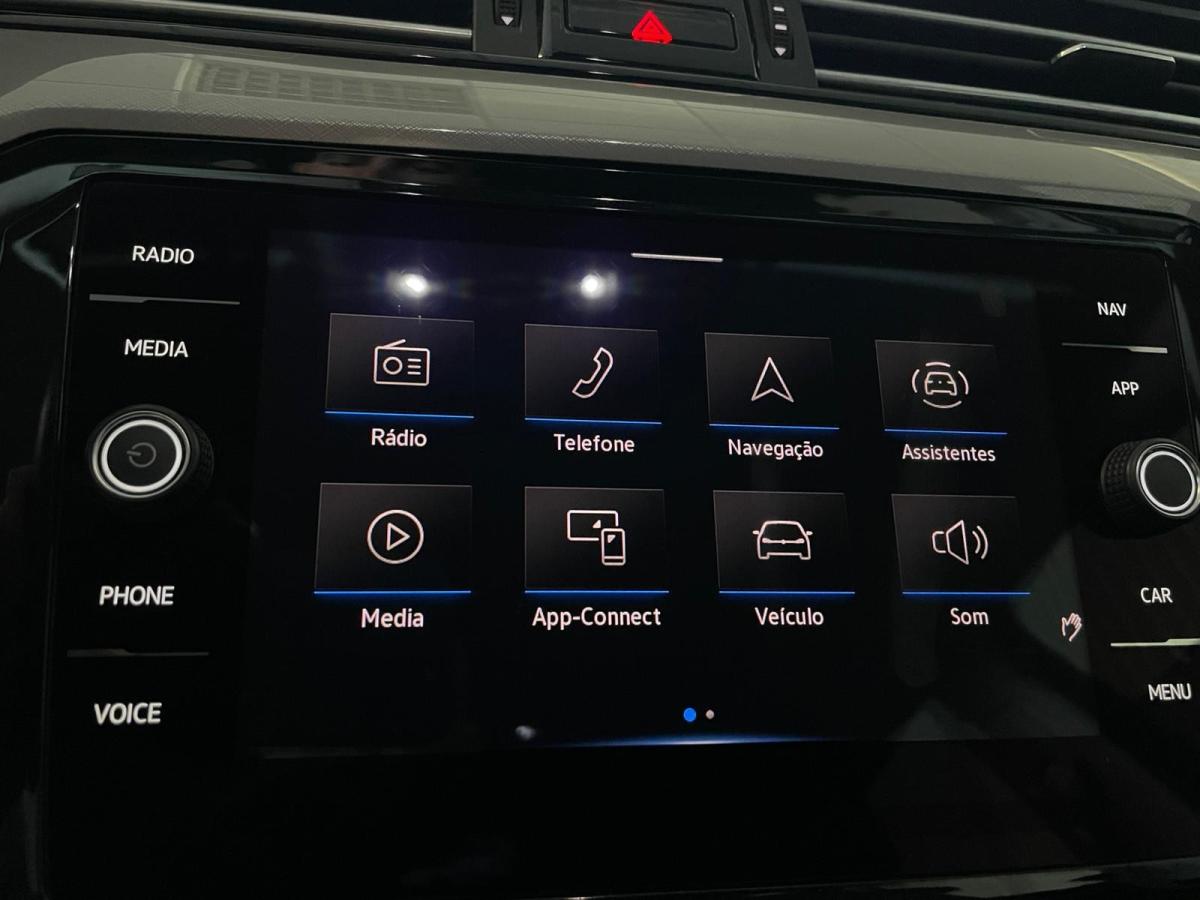 volkswagen-passat-variant-2020-diesel-1598cc