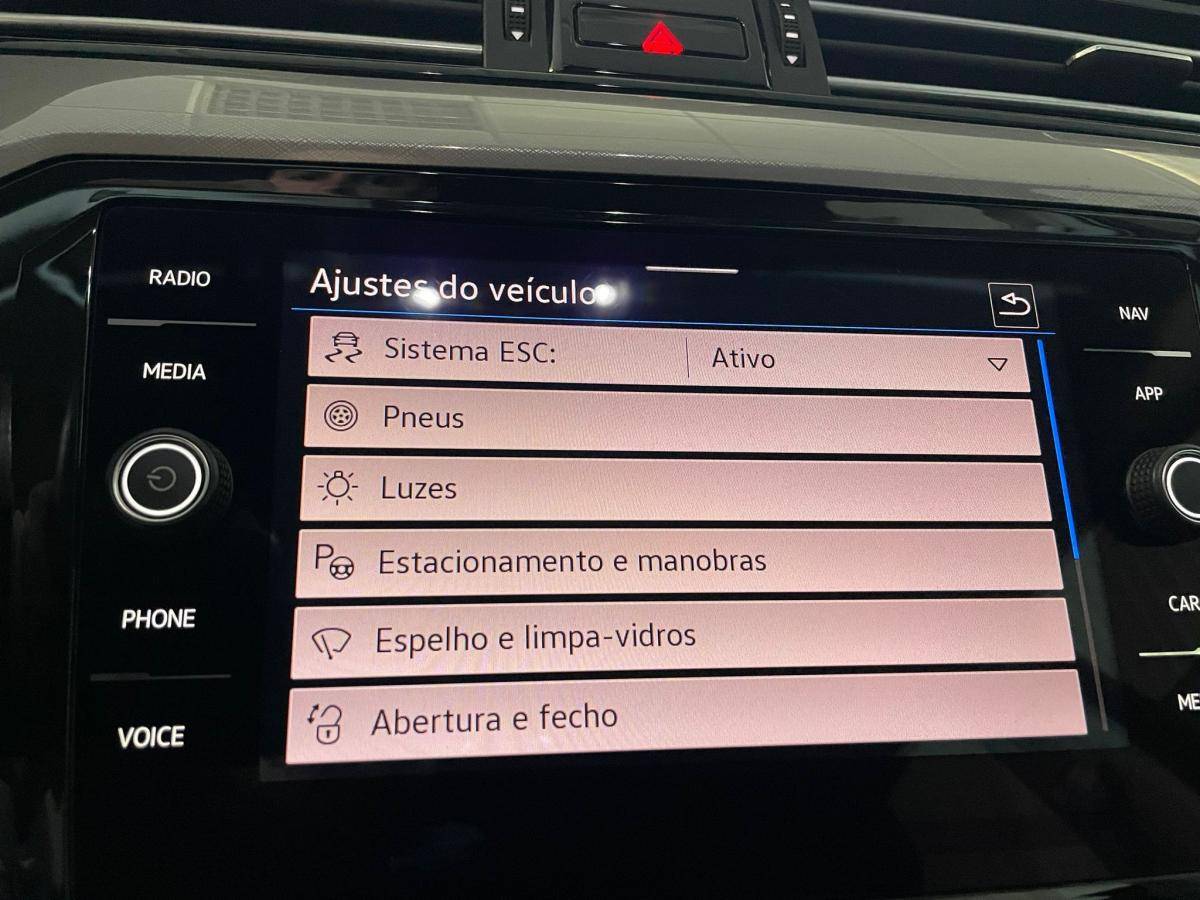 volkswagen-passat-variant-2020-diesel-1598cc