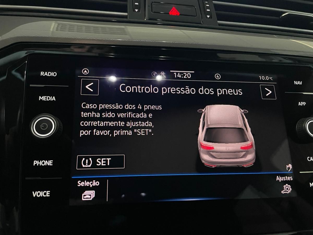 volkswagen-passat-variant-2020-diesel-1598cc
