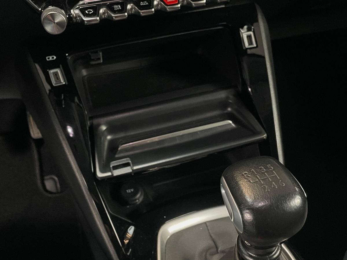 peugeot-2008-2024-gasolina-1199cc