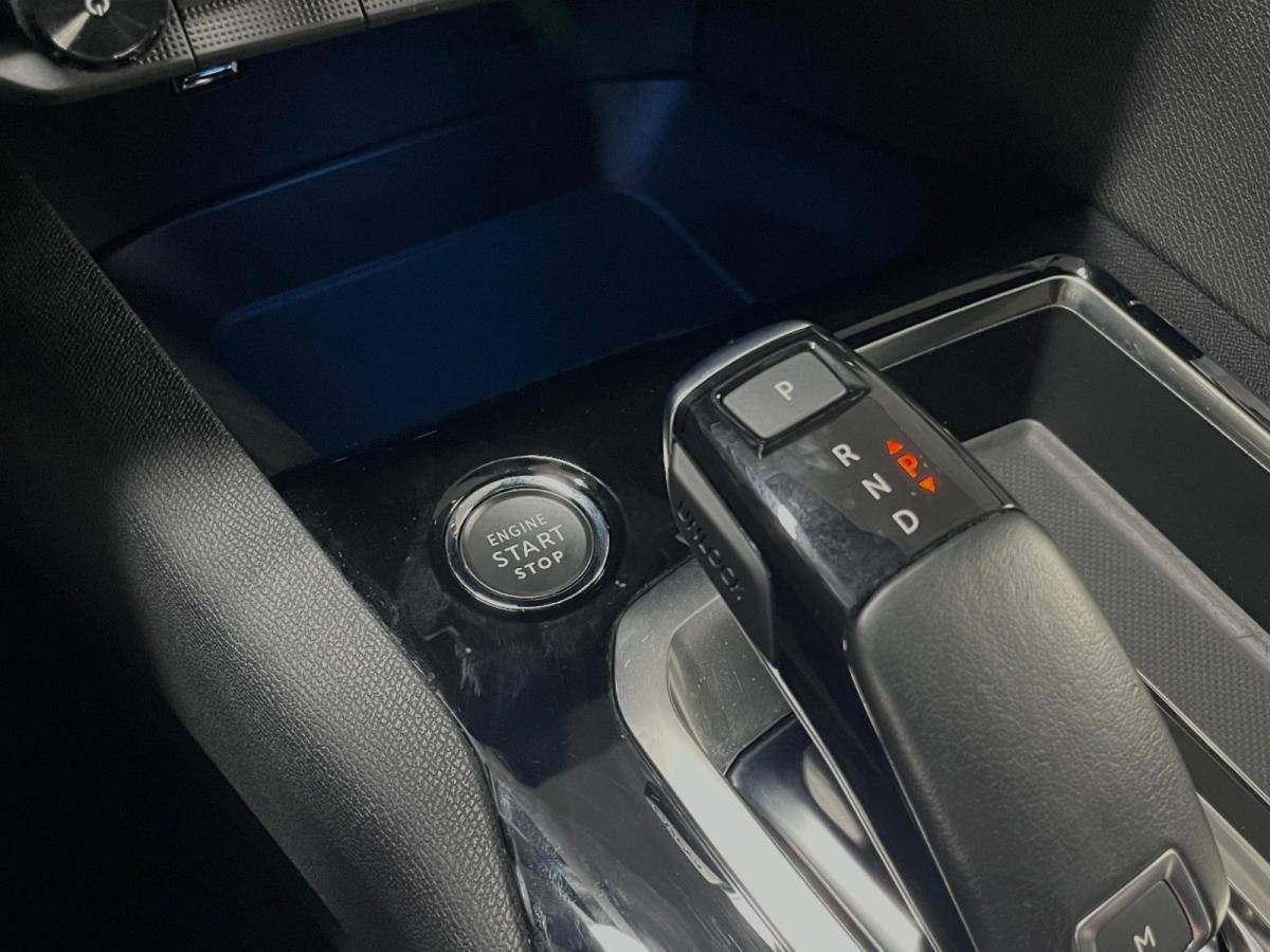 peugeot-3008-2022-gasolina-1199cc