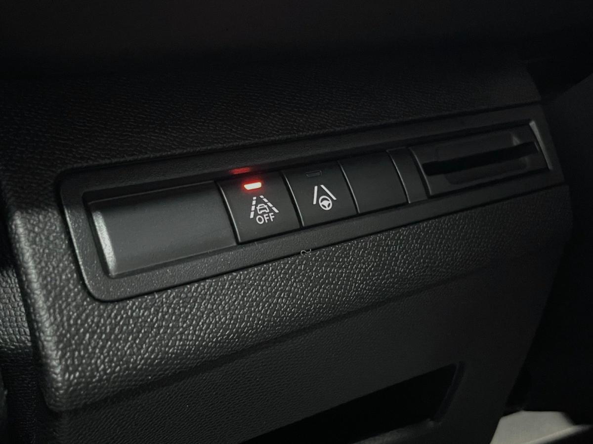 peugeot-3008-2022-gasolina-1199cc