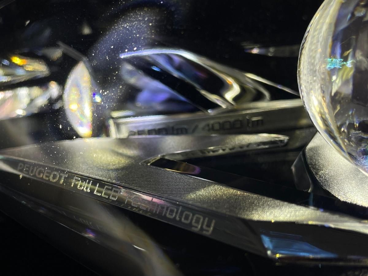 peugeot-3008-2022-gasolina-1199cc