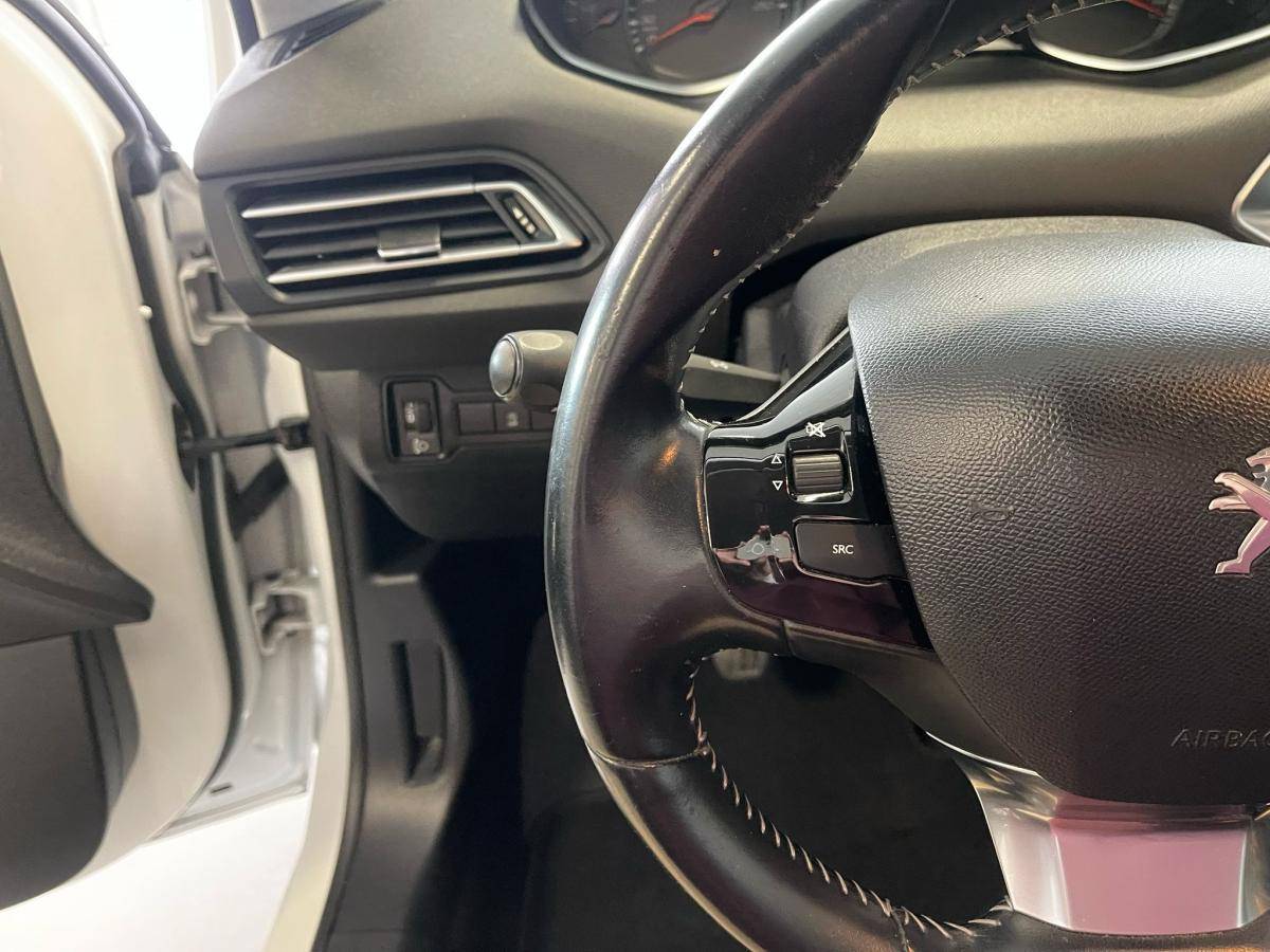 peugeot-308-2018-diesel-1560cc