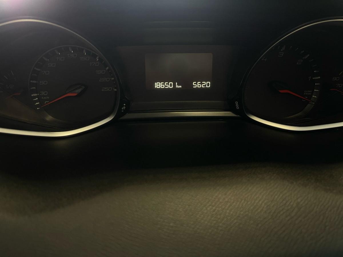 peugeot-308-2018-diesel-1560cc