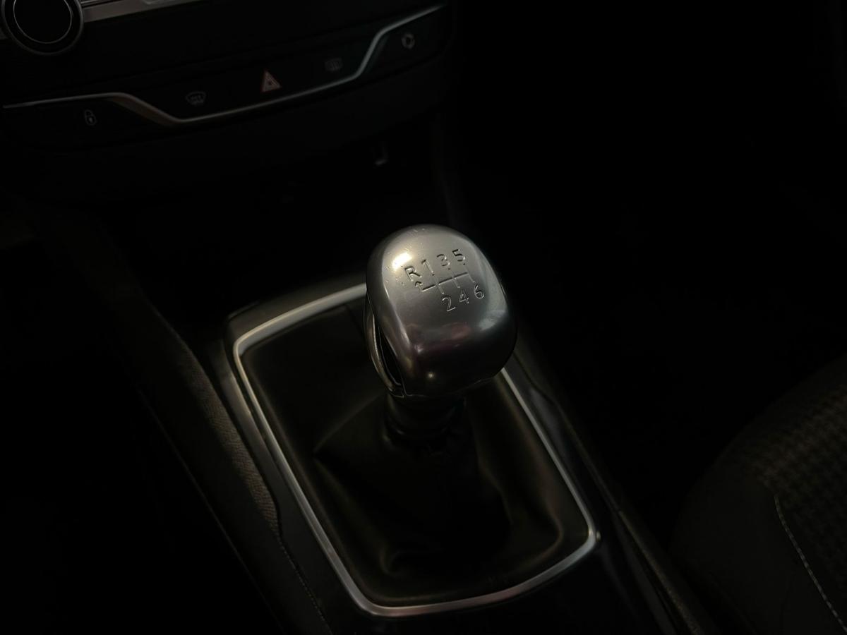 peugeot-308-2018-diesel-1560cc