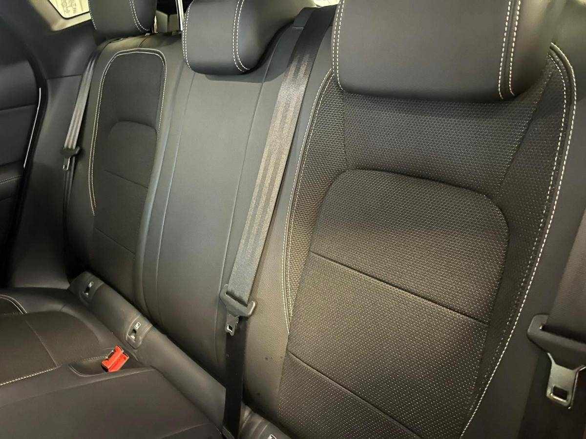 jaguar-e-pace-2019-diesel-1999cc