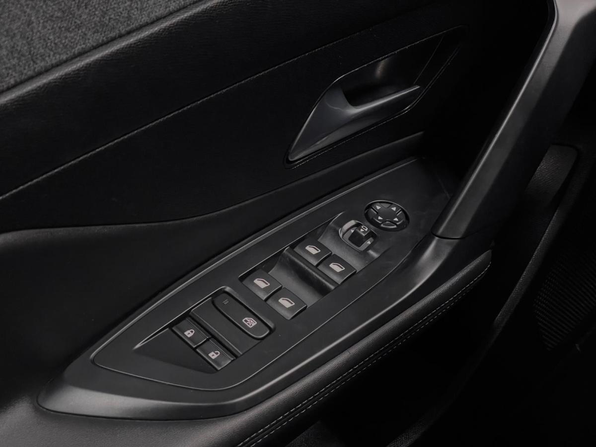 peugeot-308-sw-2023-diesel-1499cc