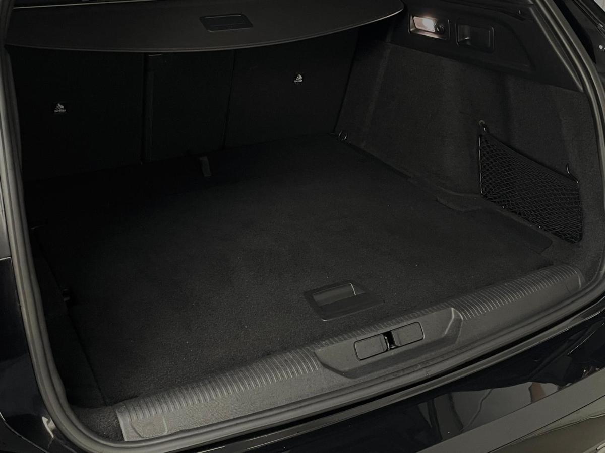 peugeot-308-sw-2023-diesel-1499cc