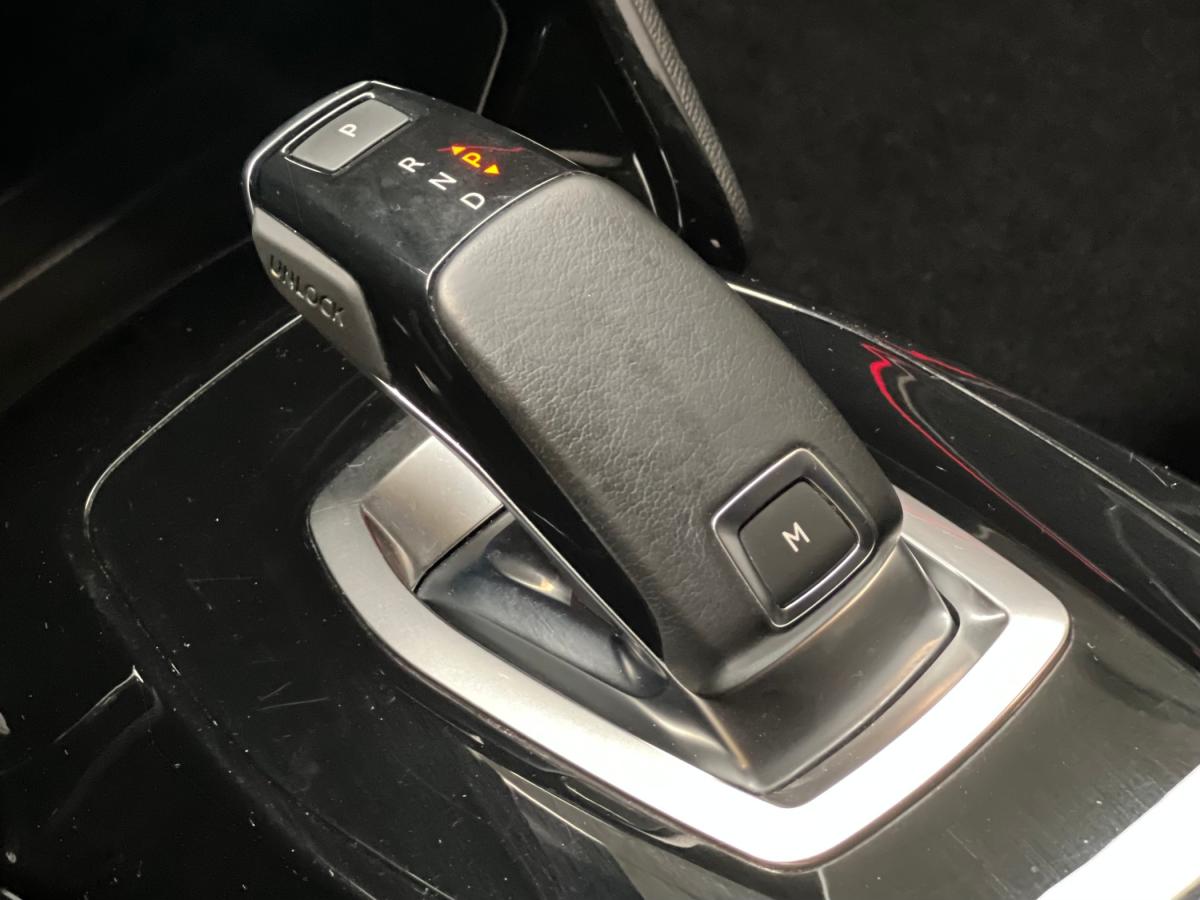 peugeot-208-2022-gasolina-1199cc