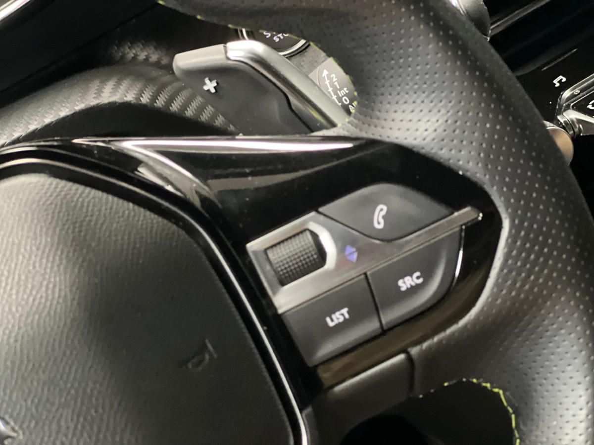 peugeot-208-2022-gasolina-1199cc